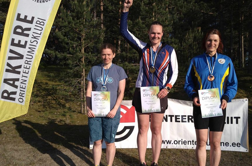 Rattaorienteerujad selgitasid ühel päeval välja Eesti meistrid kahel distantsil